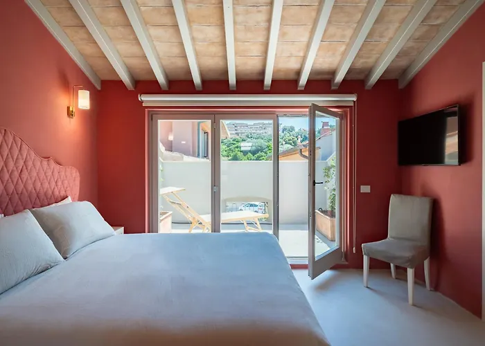 Palazzo Degli Archi *