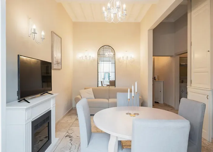 Palazzo Degli Archi * San Vincenzo