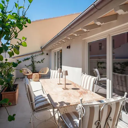 Palazzo Degli Archi Apartment San Vincenzo